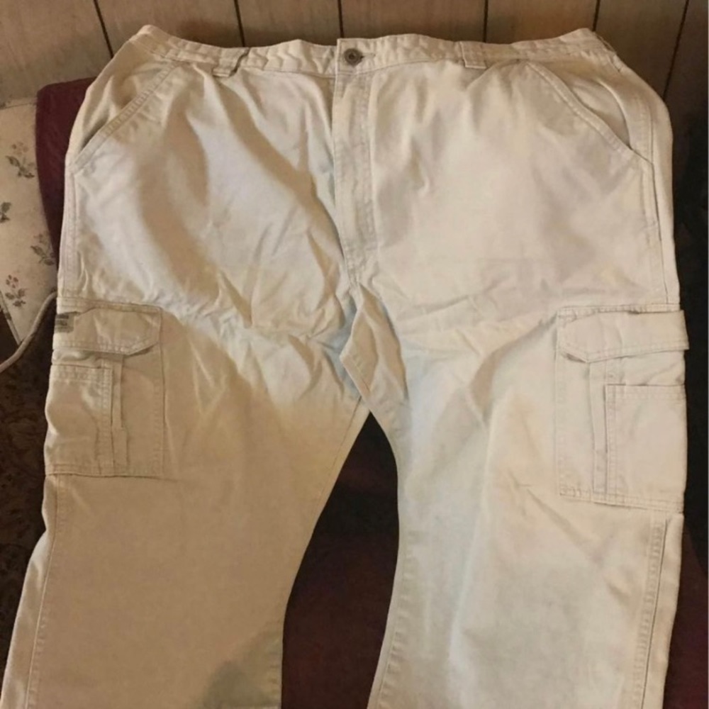 Men’s Wrangler Cargo Pants